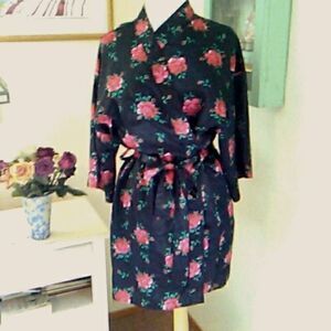 Vintage. Body Drama Satiny Robe